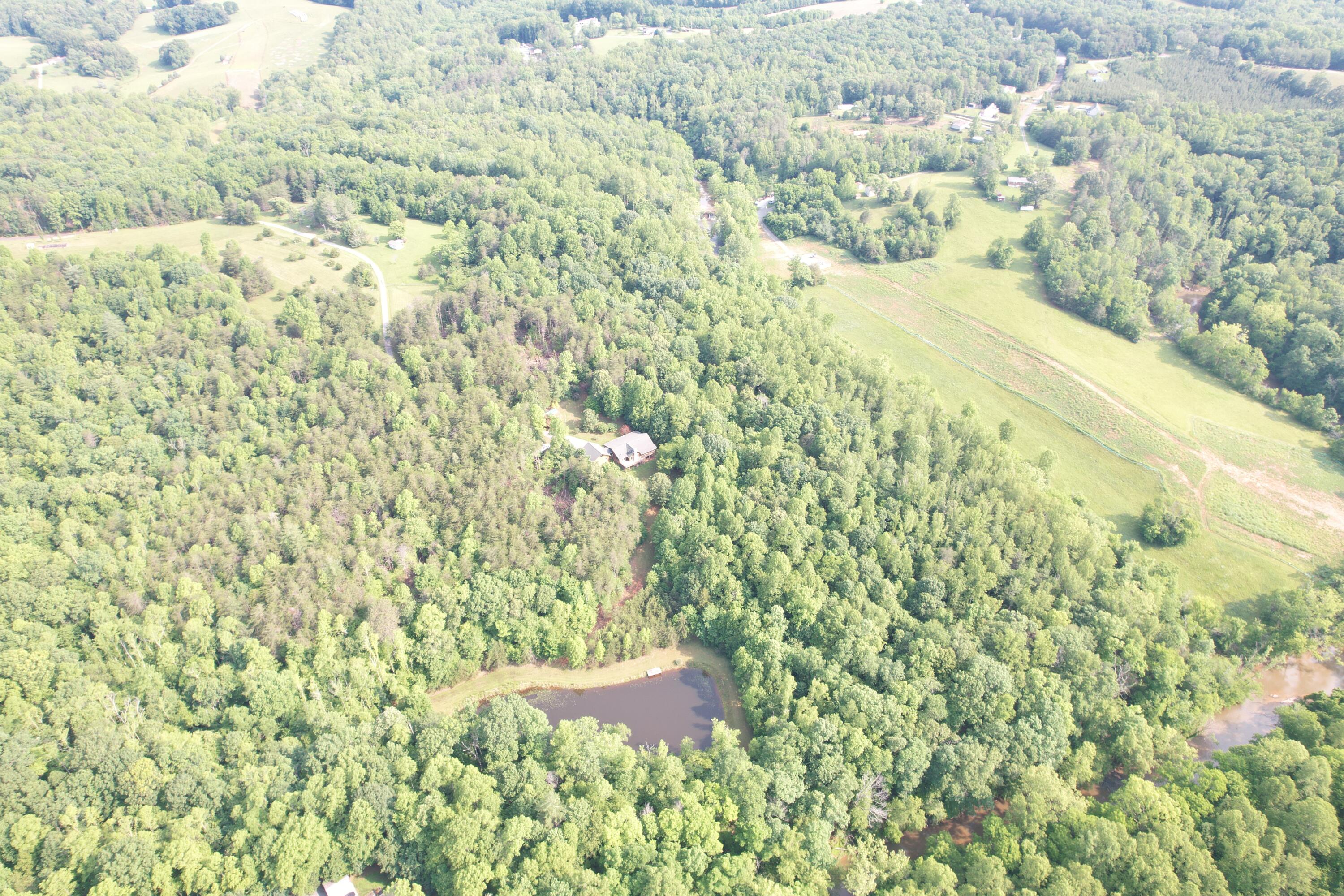 250 Knoll Ridge Lane Rocky Mount, VA 24151 - Photo 17 of 122 DJI_0498