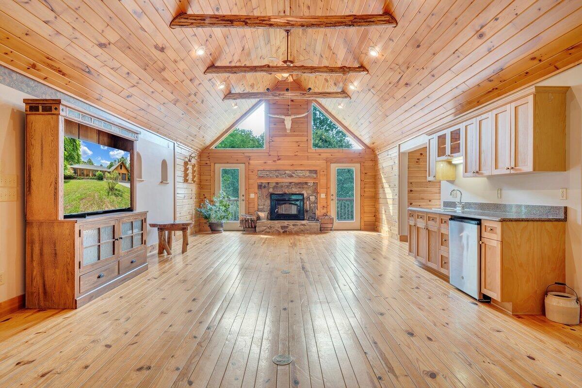 250 Knoll Ridge Lane Rocky Mount, VA 24151 - Photo 42 of 122 MIB06575