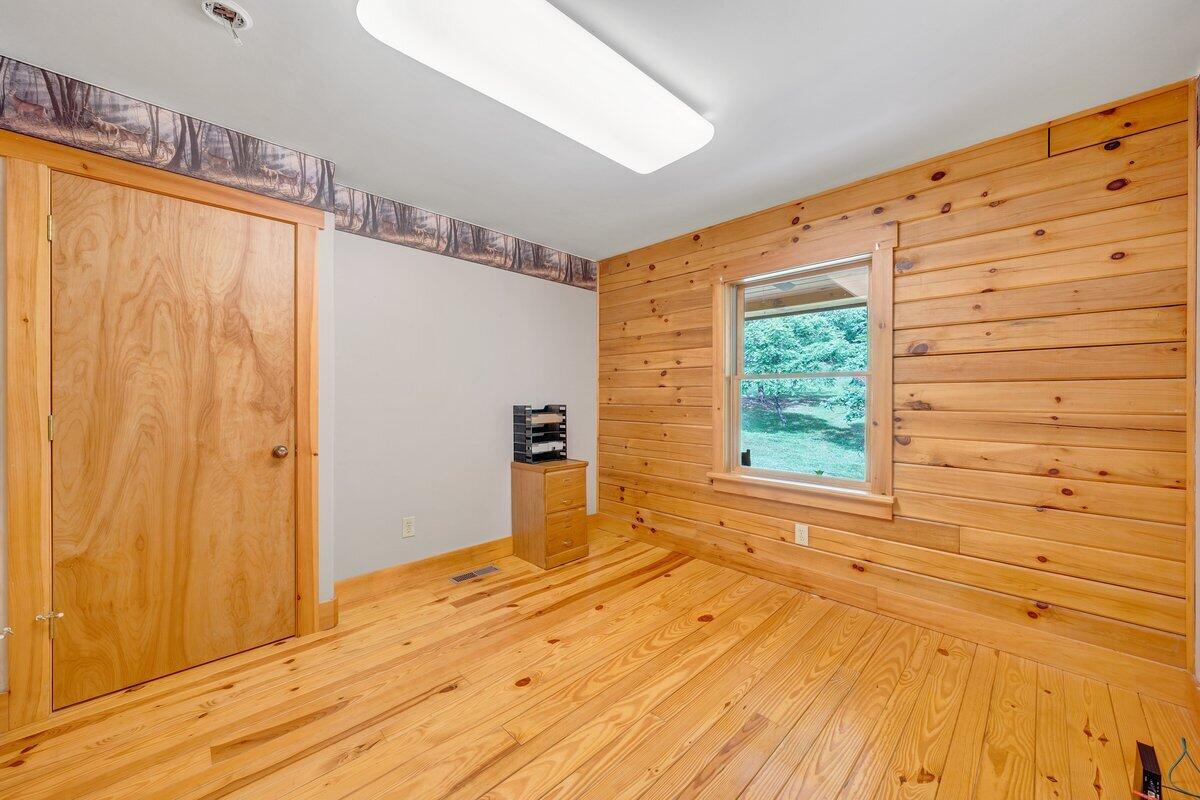 250 Knoll Ridge Lane Rocky Mount, VA 24151 - Photo 48 of 122 MIB06641