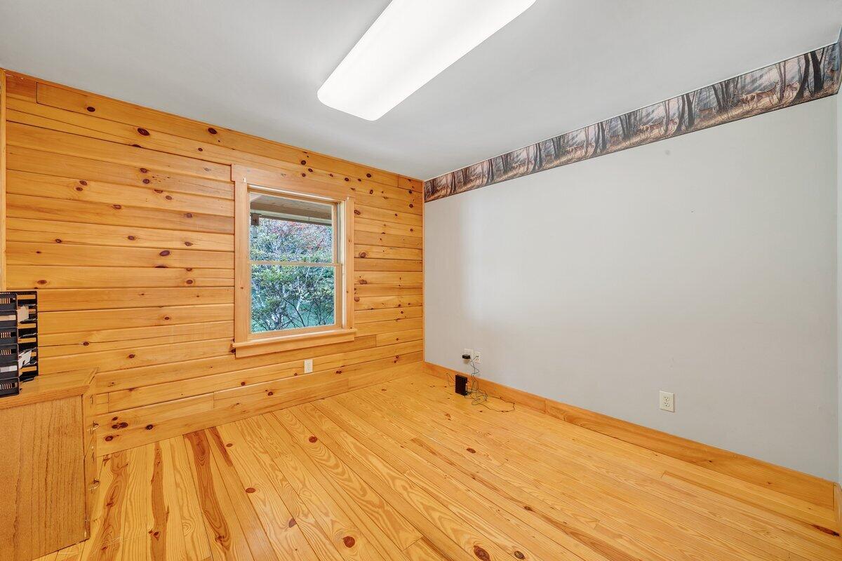 250 Knoll Ridge Lane Rocky Mount, VA 24151 - Photo 49 of 122 MIB06638