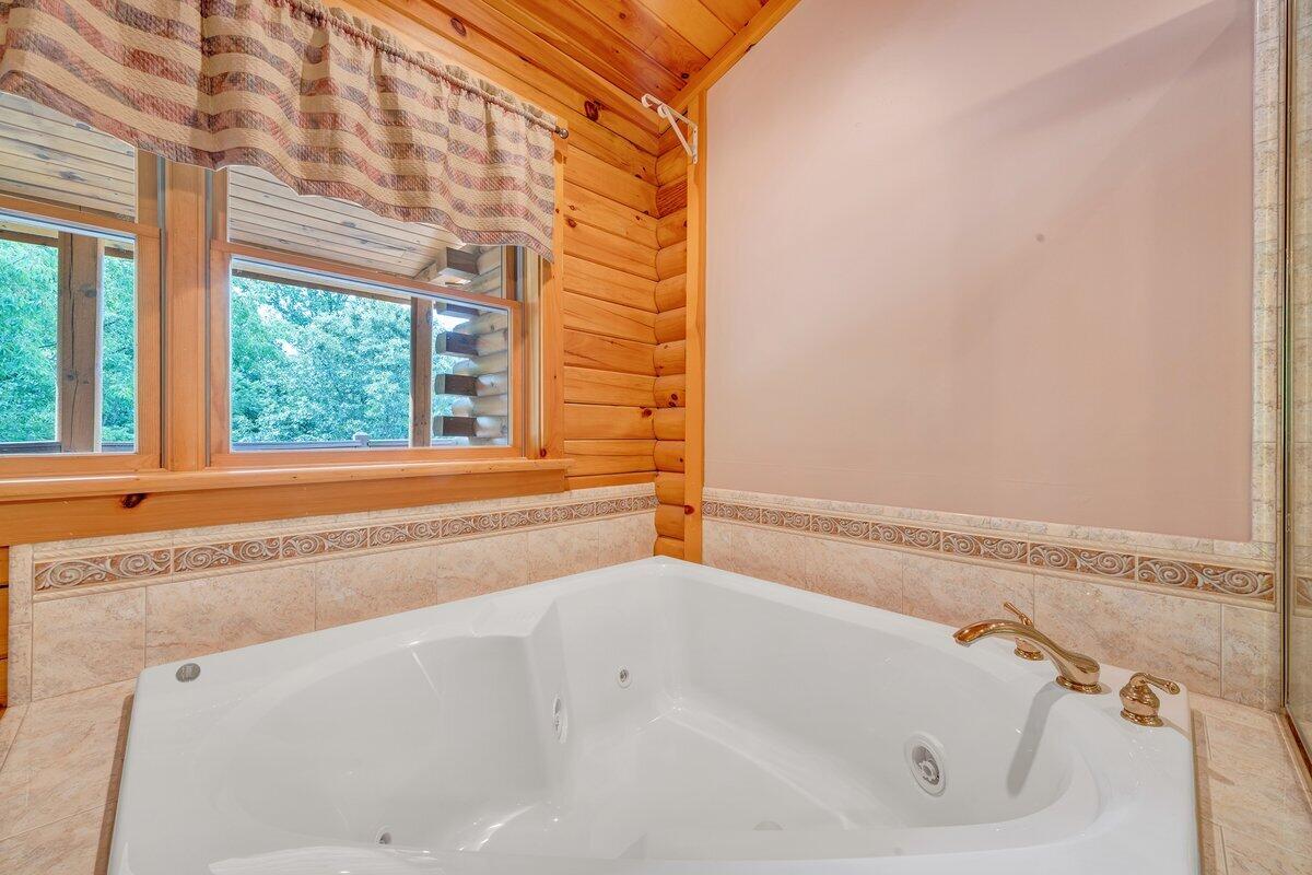 250 Knoll Ridge Lane Rocky Mount, VA 24151 - Photo 53 of 122 MIB06665