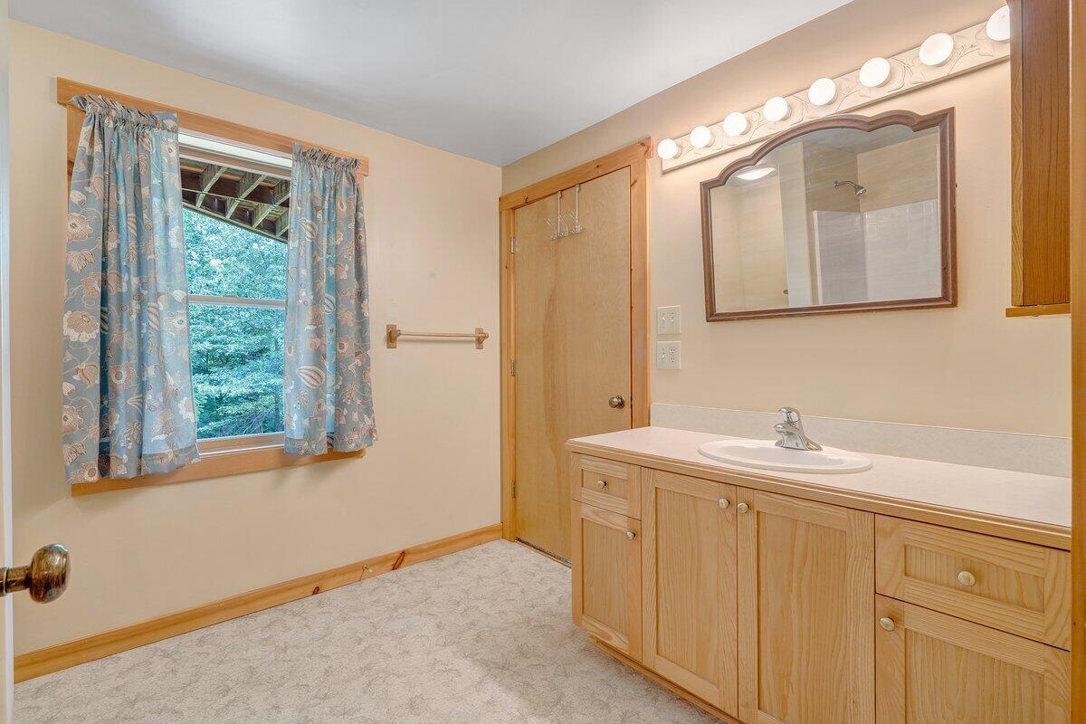 250 Knoll Ridge Lane Rocky Mount, VA 24151 - Photo 69 of 122 MIB06761