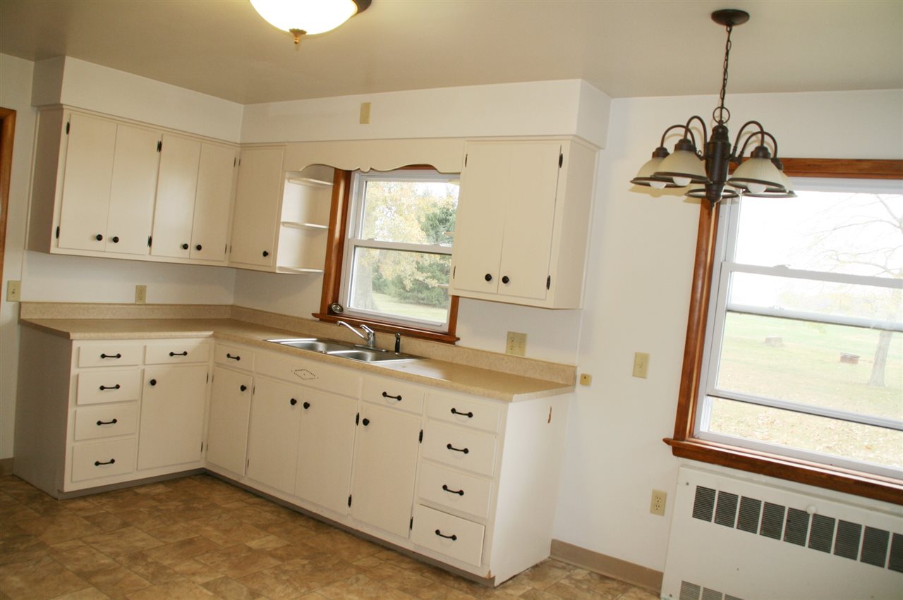 1004 North St Road Wabash, IN 46992 - Photo 8 of 17