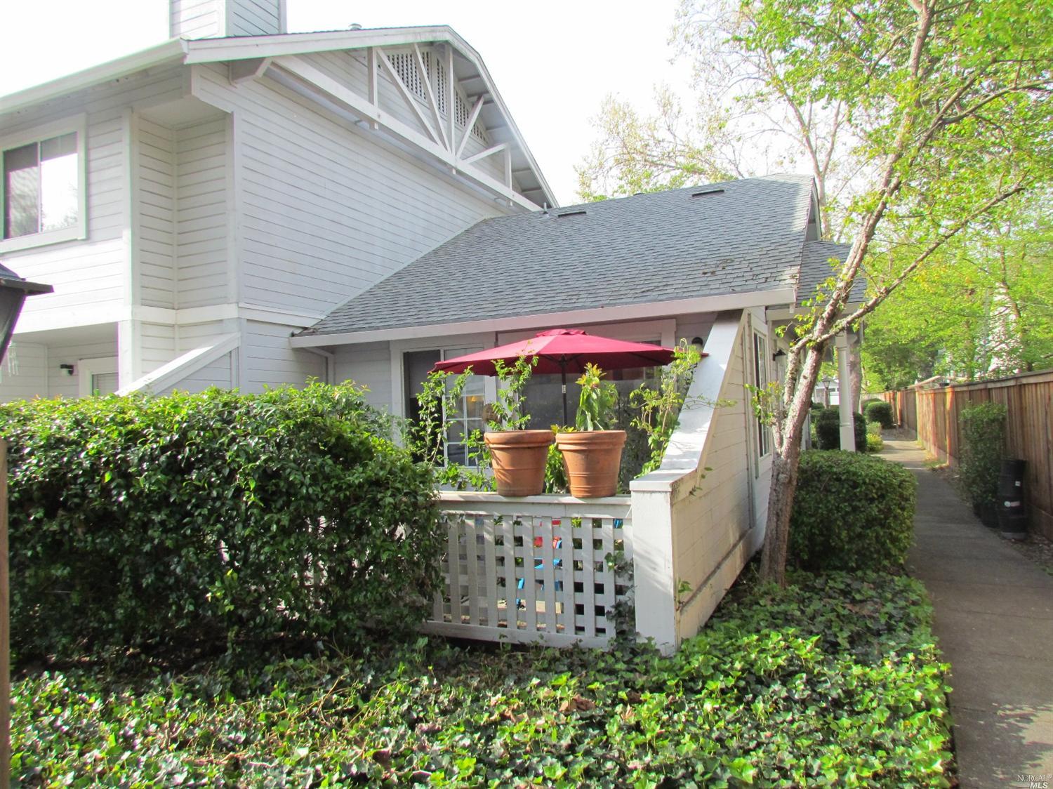 2152 Sunleaf Lane, Unit W ST Santa Rosa, CA 95403 - Photo 1 of 1 Gallery Image 1