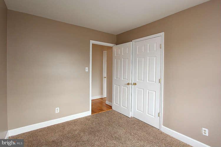 9219 Hood Road Manassas, VA 20110 - Photo 22 of 30 Bedroom
