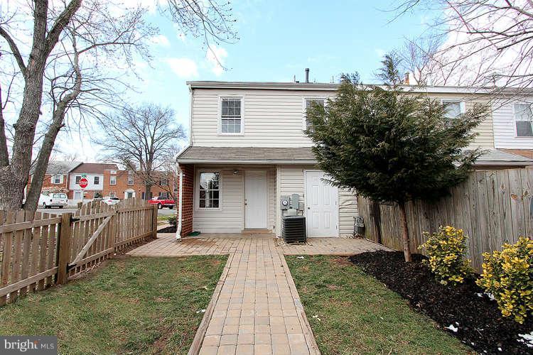 9219 Hood Road Manassas, VA 20110 - Photo 27 of 30 Landscape