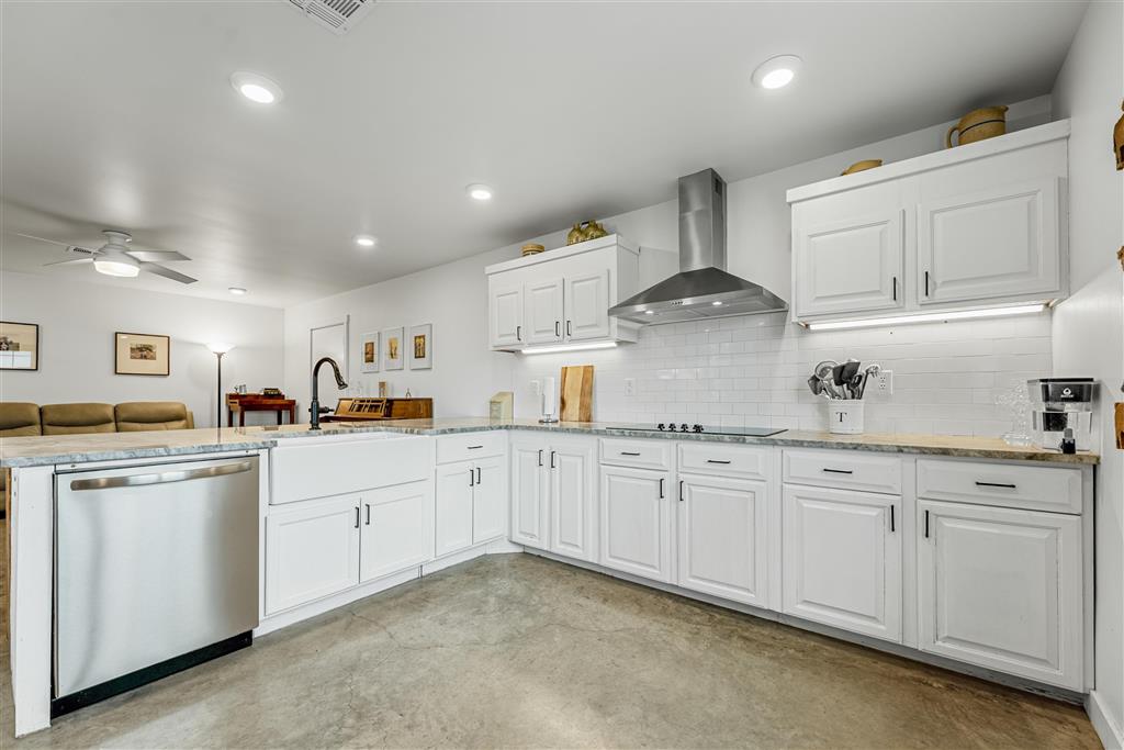 8149 Gordon Denison Road Iowa, LA 70647 - Photo 4 of 25
