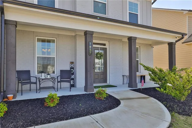 $3,000 | 7057 Br Crk Cove, Flowery Branch, GA 30542
