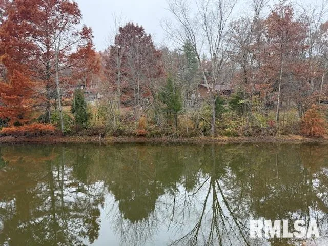 $525,000 | 16429 North Hawthorne Lane, Mount Vernon, IL 62864