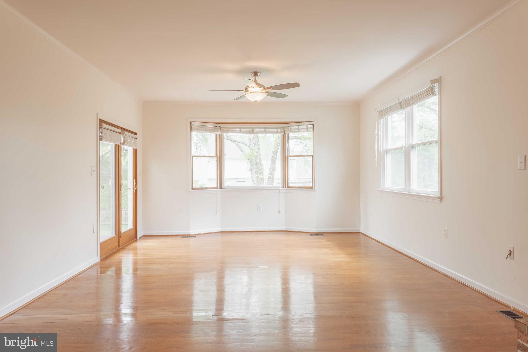 7206 Rainbow Lane Frederick, MD 21702 - Photo 19 of 53 Large Family Room