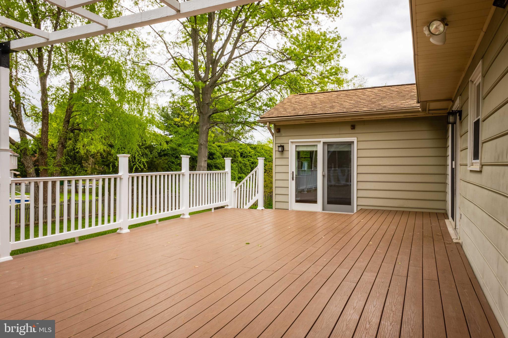 7206 Rainbow Lane Frederick, MD 21702 - Photo 5 of 53 Deck