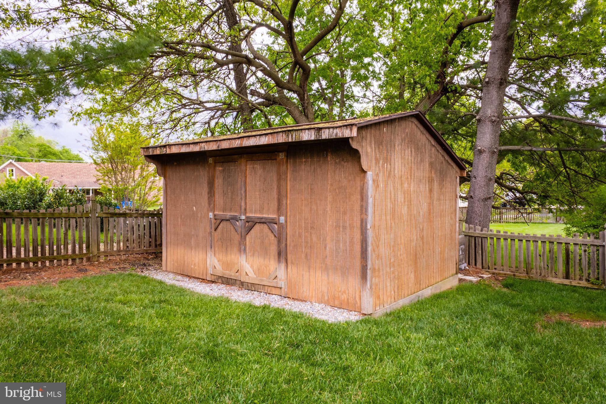 7206 Rainbow Lane Frederick, MD 21702 - Photo 9 of 53 Shed