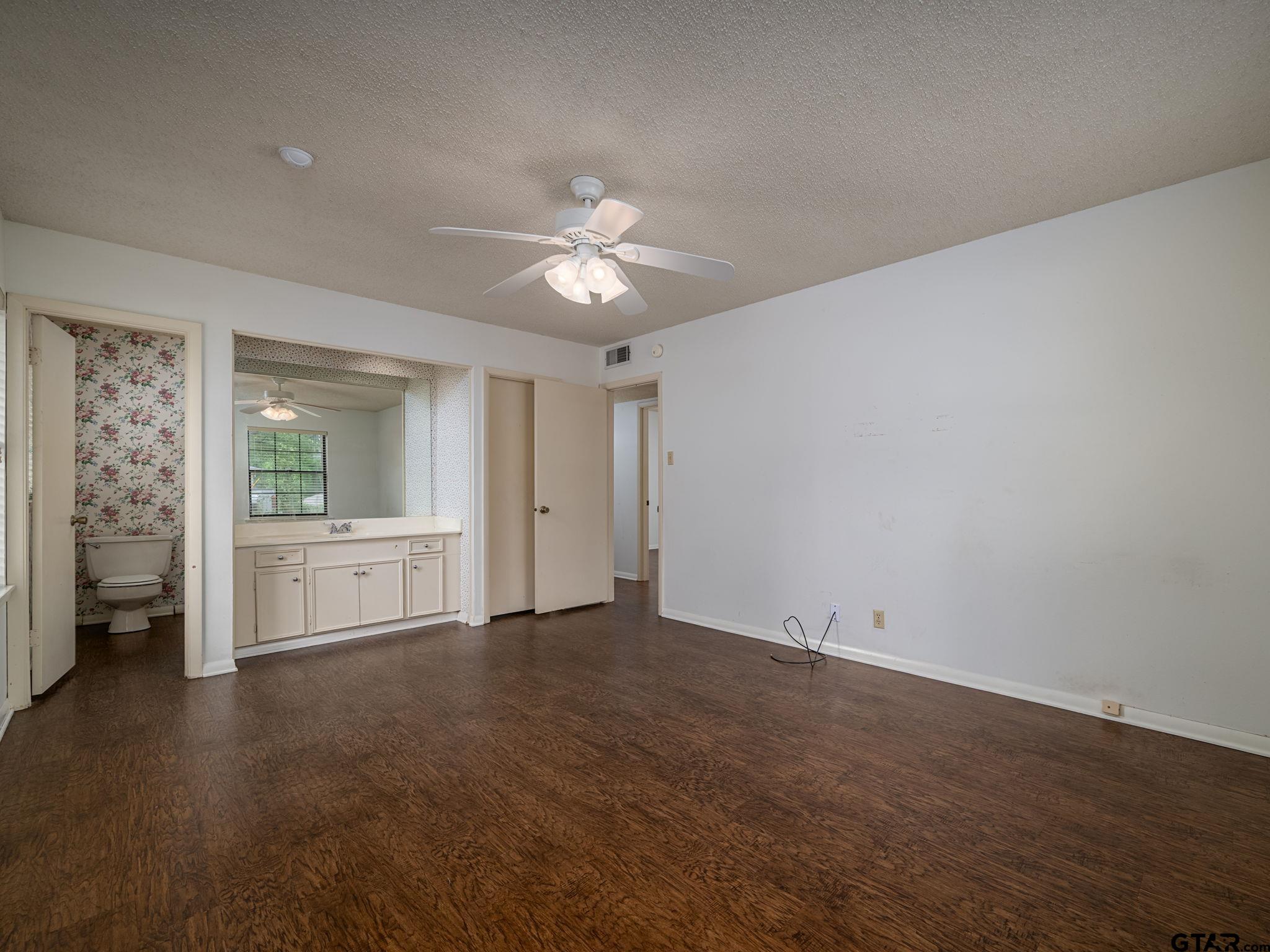 2513 Merry Lane Tyler, TX 75701 - Photo 14 of 26 a view of an empty room with a window