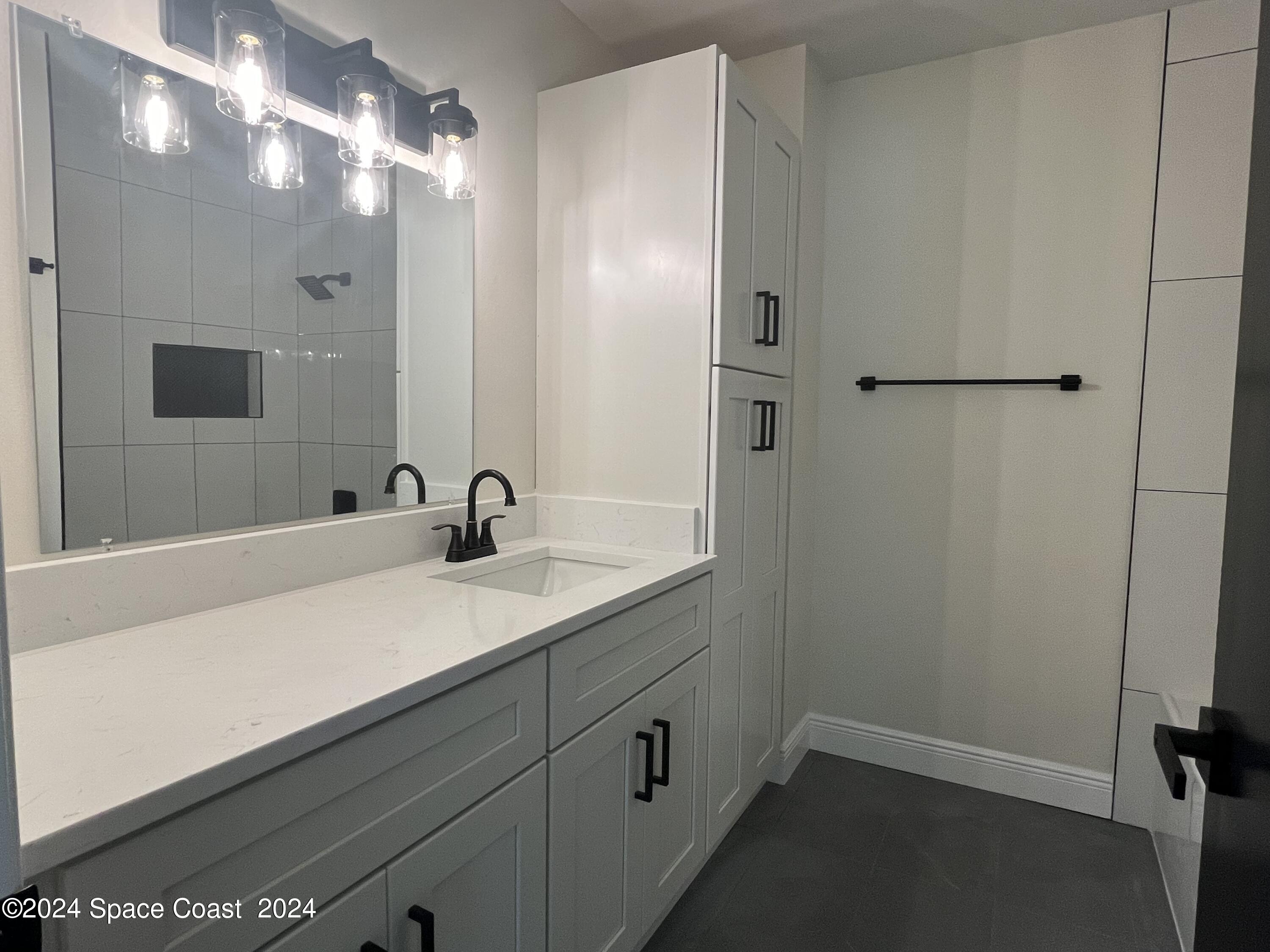 1171 Riviera Drive Northeast Palm Bay, FL 32905 - Photo 25 of 31 Photo Sep 14 2024, 1 39 55 PM