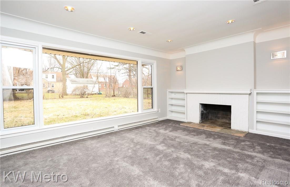 17621 Cornell Road Southfield, MI 48075 - Photo 2 of 29 Cornell-2.jpg