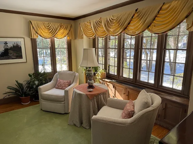 $709,900 | 49 Metcalf Street, Worcester, MA 01609