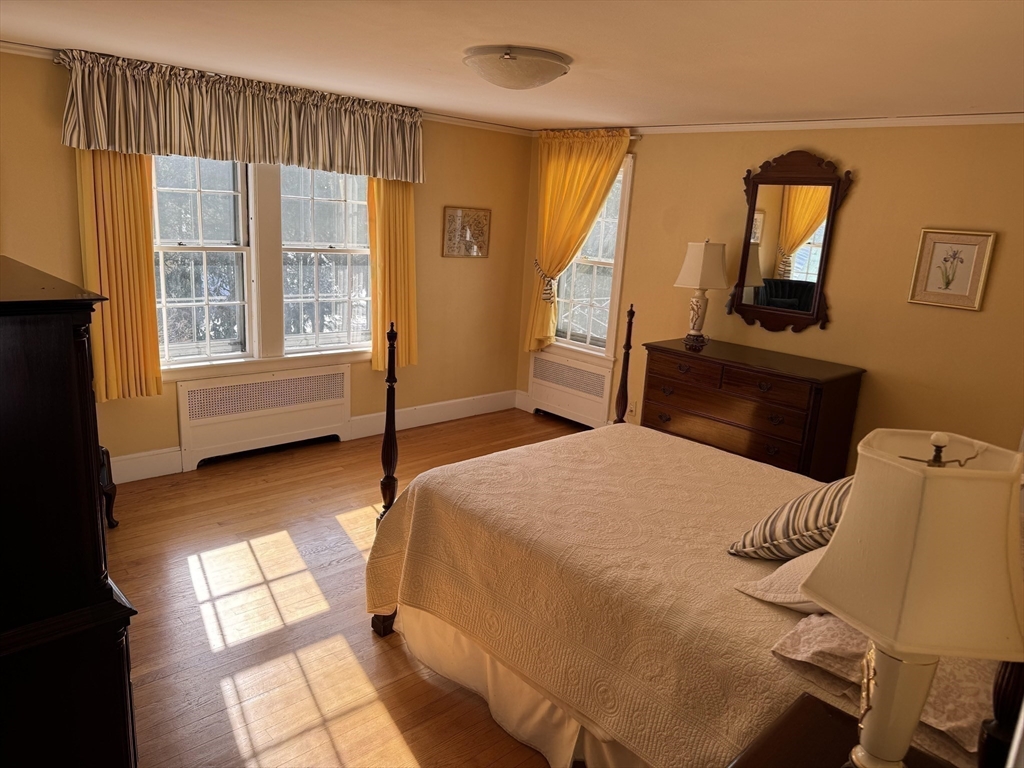 49 Metcalf Street Worcester, MA 01609 - Photo 24 of 38