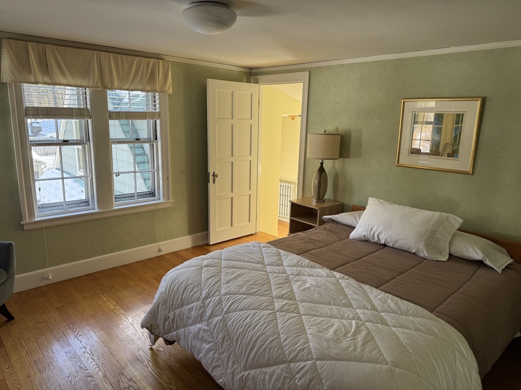 49 Metcalf Street Worcester, MA 01609 - Photo 28 of 38