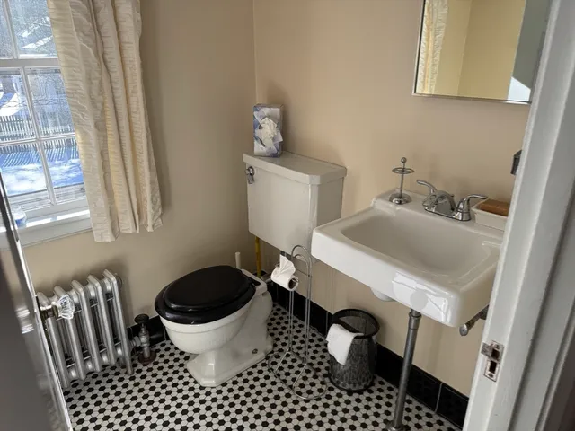 $709,900 | 49 Metcalf Street, Worcester, MA 01609