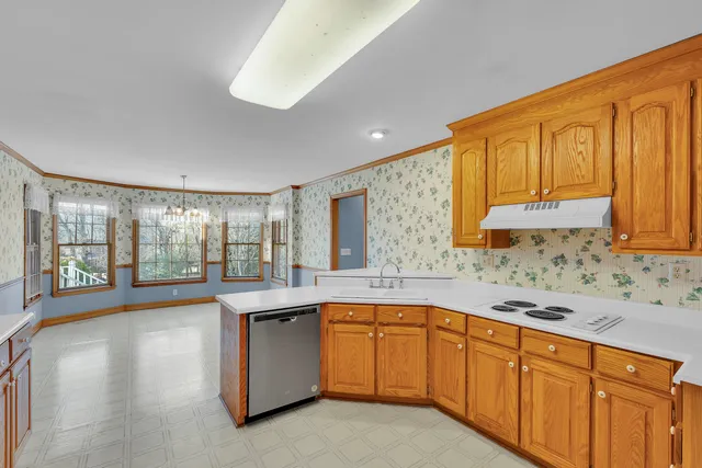 $420,000 | 123 Blairfield Court, Moore, SC 29369