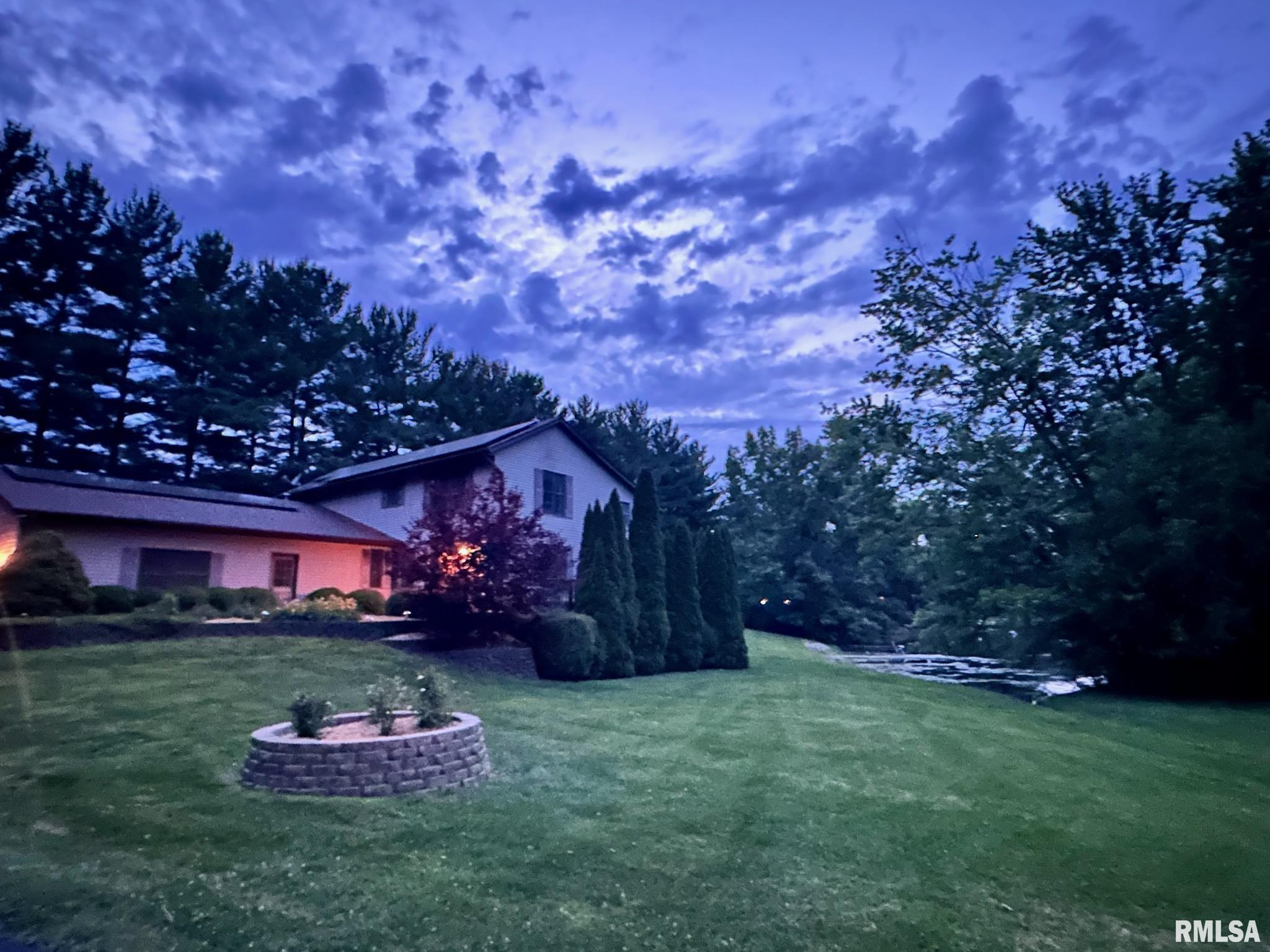 23267 Railsplitter Lane Athens, IL 62613 - Photo 6 of 8 Gallery Image 6