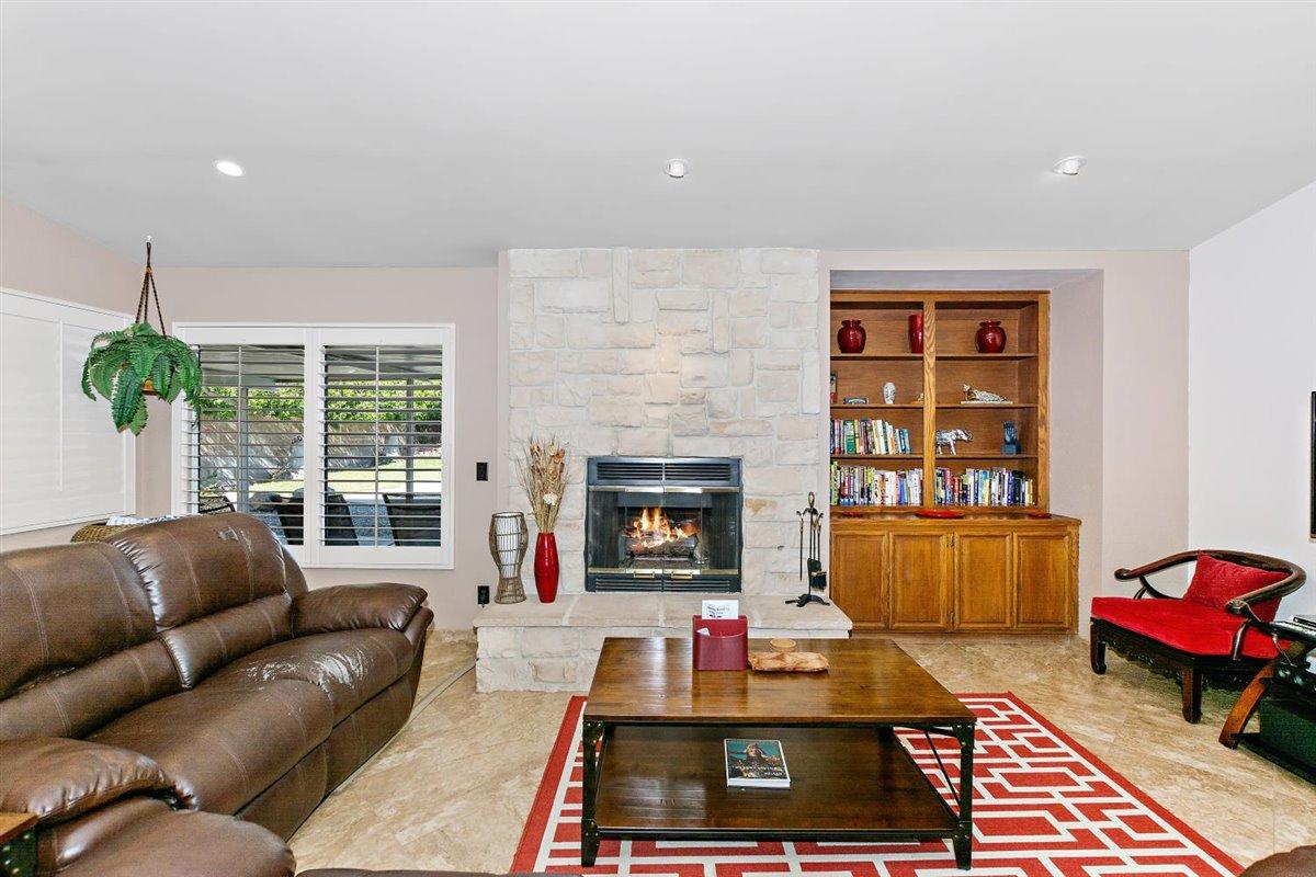 68360 Tortuga Road Cathedral City, CA 92234 - Photo 3 of 29 03-Living Room
