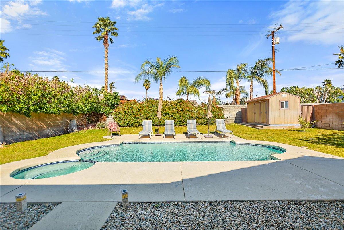 68360 Tortuga Road Cathedral City, CA 92234 - Photo 22 of 29 26-Pool