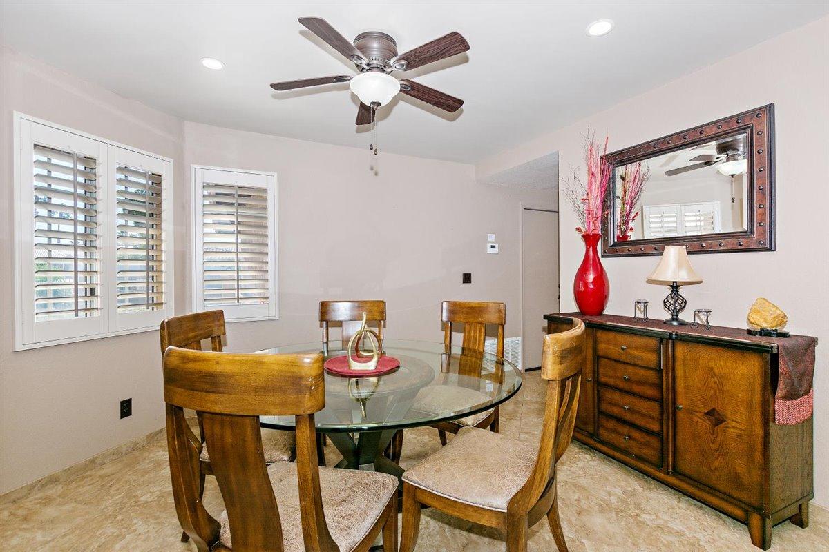 68360 Tortuga Road Cathedral City, CA 92234 - Photo 5 of 29 06-Dining Room
