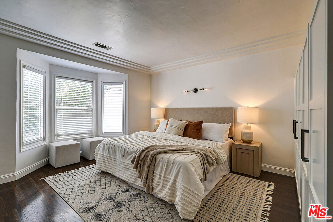 1260 West 81st Street Los Angeles, CA 90044 - Photo 19 of 33