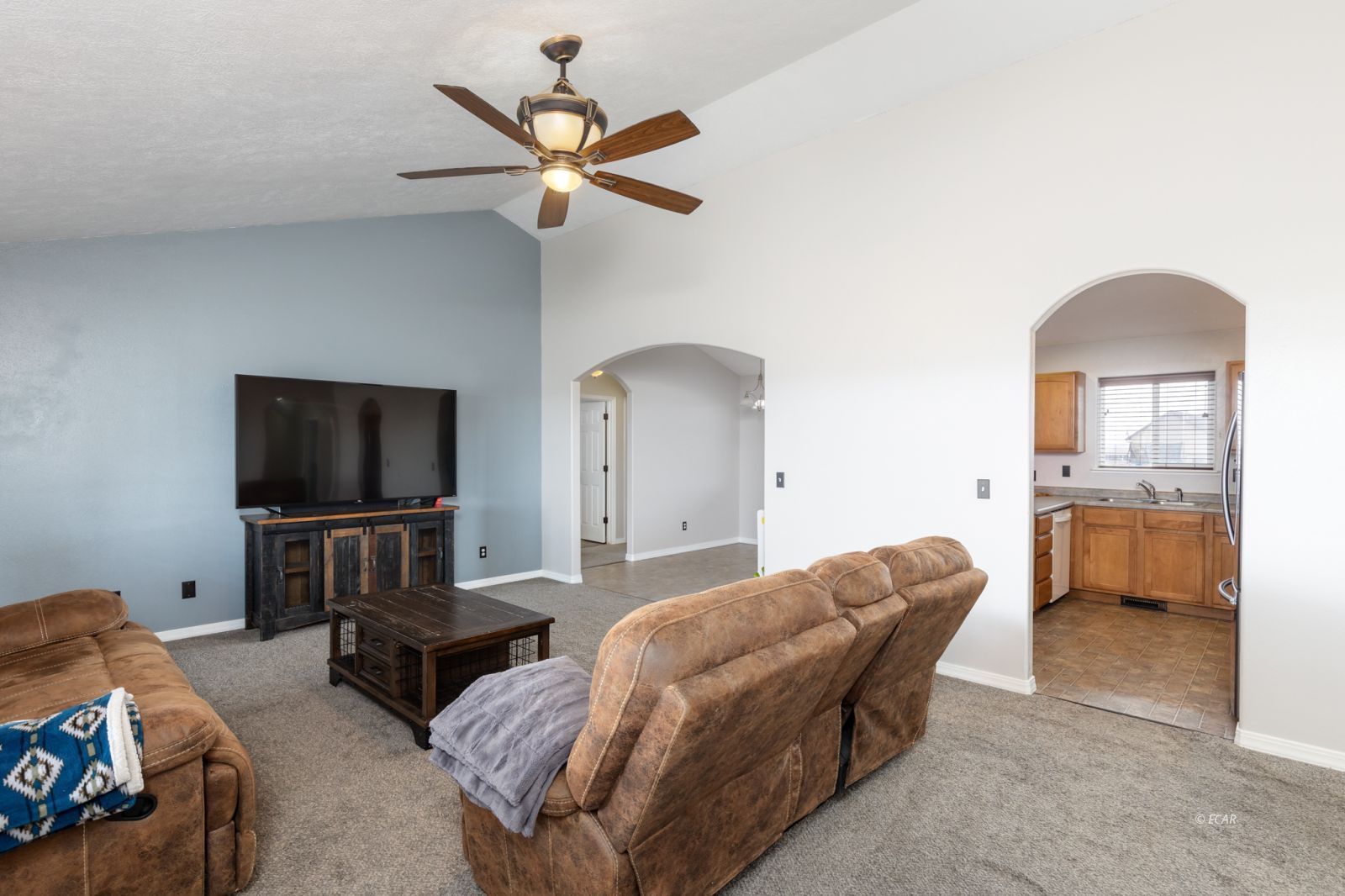 262 Springfield Parkway Spring Creek, NV 89815 - Photo 3 of 33 Gallery Image 3
