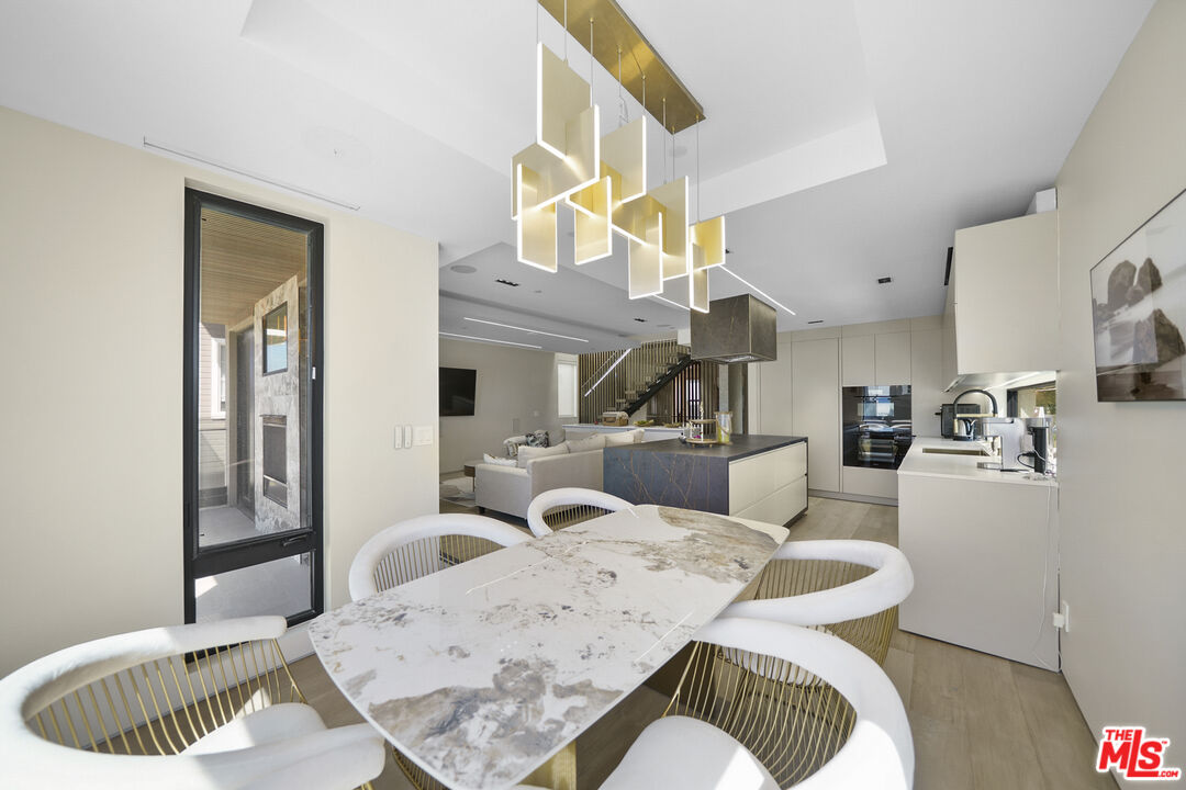 1500 Ocean Drive Oxnard, CA 93035 - Photo 32 of 75 a living room with furniture and a large window