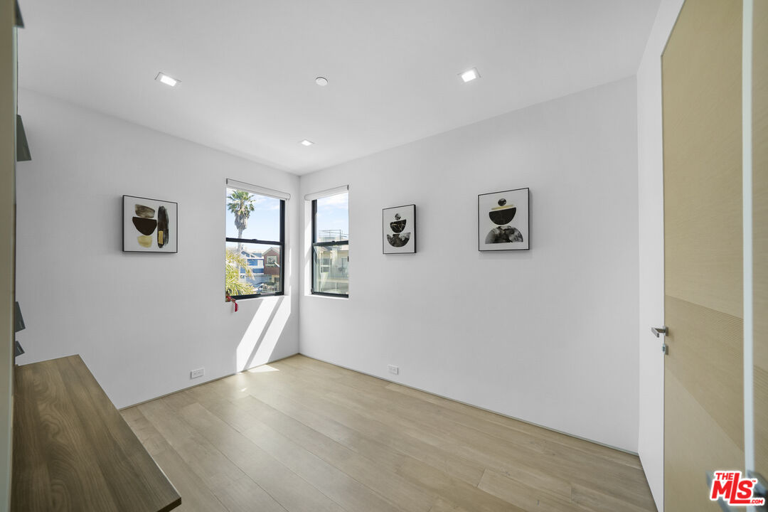 1500 Ocean Drive Oxnard, CA 93035 - Photo 33 of 75 a view of empty room with wooden floor