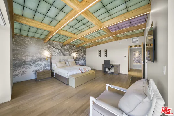 $9,000 | 1500 Ocean Drive, Oxnard, CA 93035