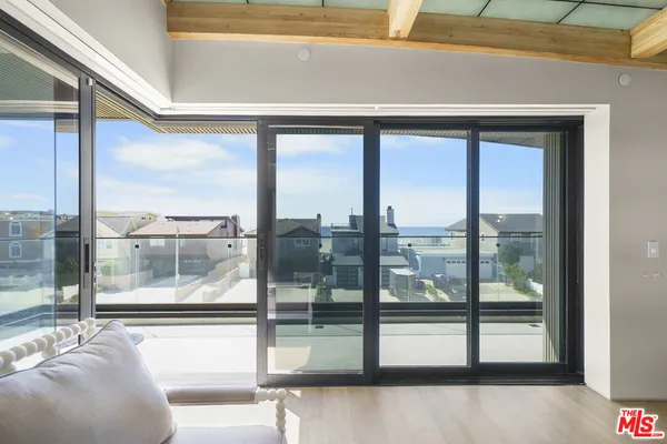 $9,000 | 1500 Ocean Drive, Oxnard, CA 93035