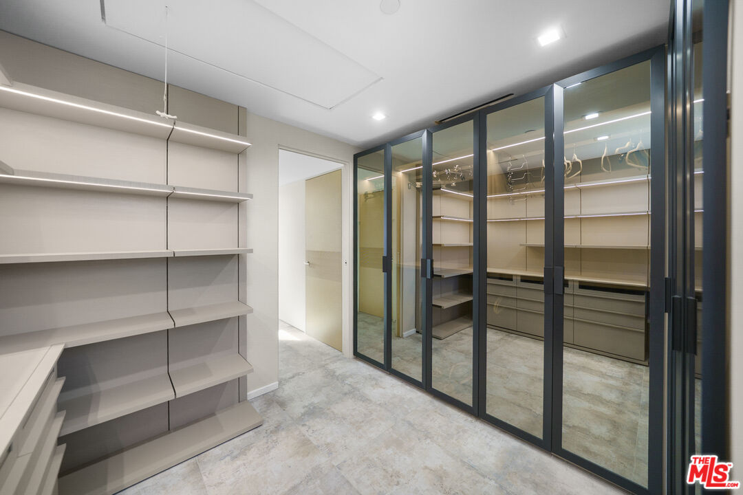 1500 Ocean Drive Oxnard, CA 93035 - Photo 66 of 75 a view of an empty room with a balcony