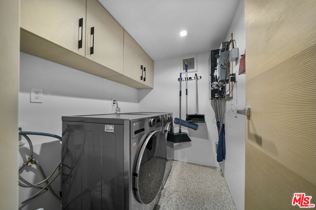 1500 Ocean Drive Oxnard, CA 93035 - Photo 68 of 75 a view of a storage & utility room with two washing machine