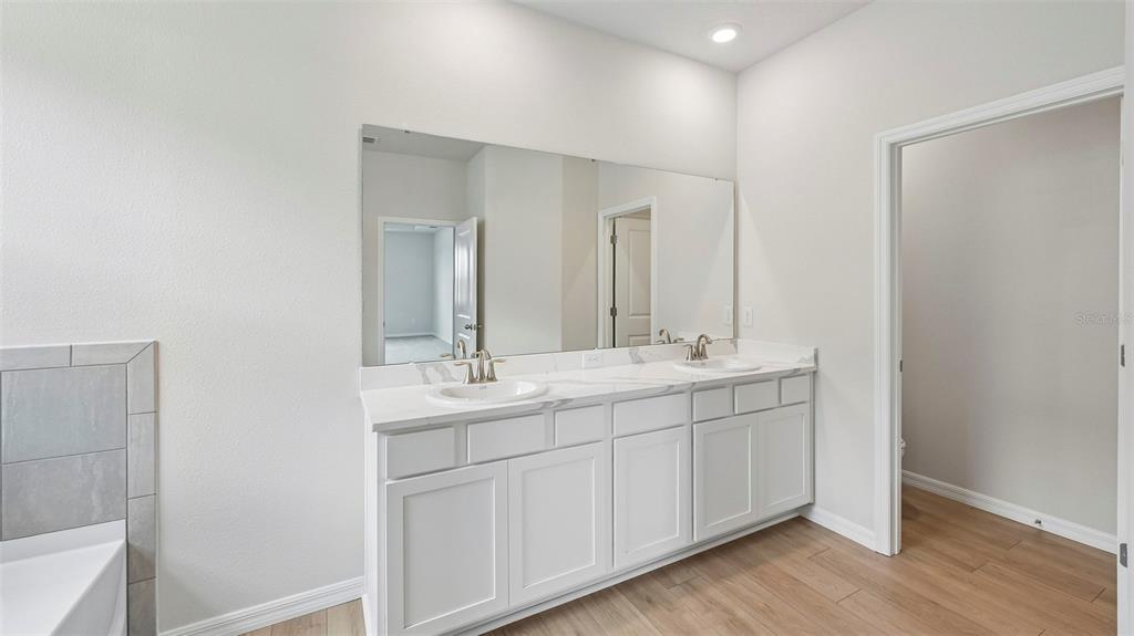 1851 Browning Loop Parrish, FL 34219 - Photo 18 of 29