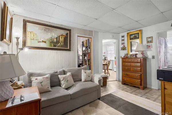 $1,075,000 | 31 Elmwood Avenue, West Harrison, NY 10604