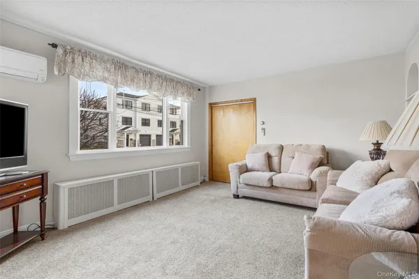 $1,075,000 | 31 Elmwood Avenue, West Harrison, NY 10604