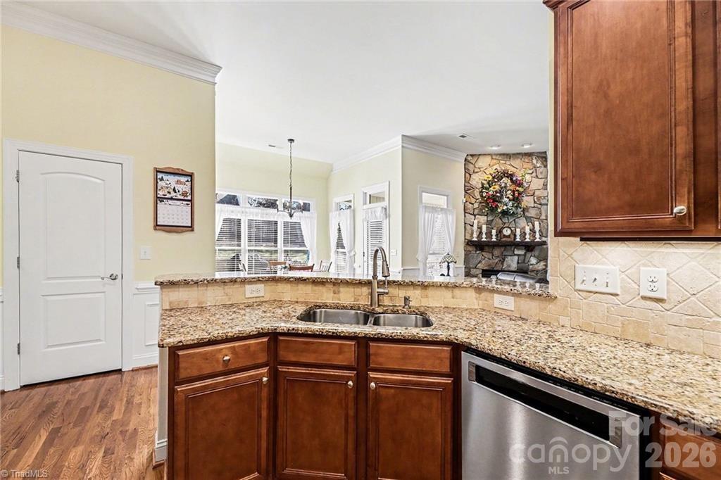 115 Town Pfafftown, NC 27040 - Photo 8 of 27