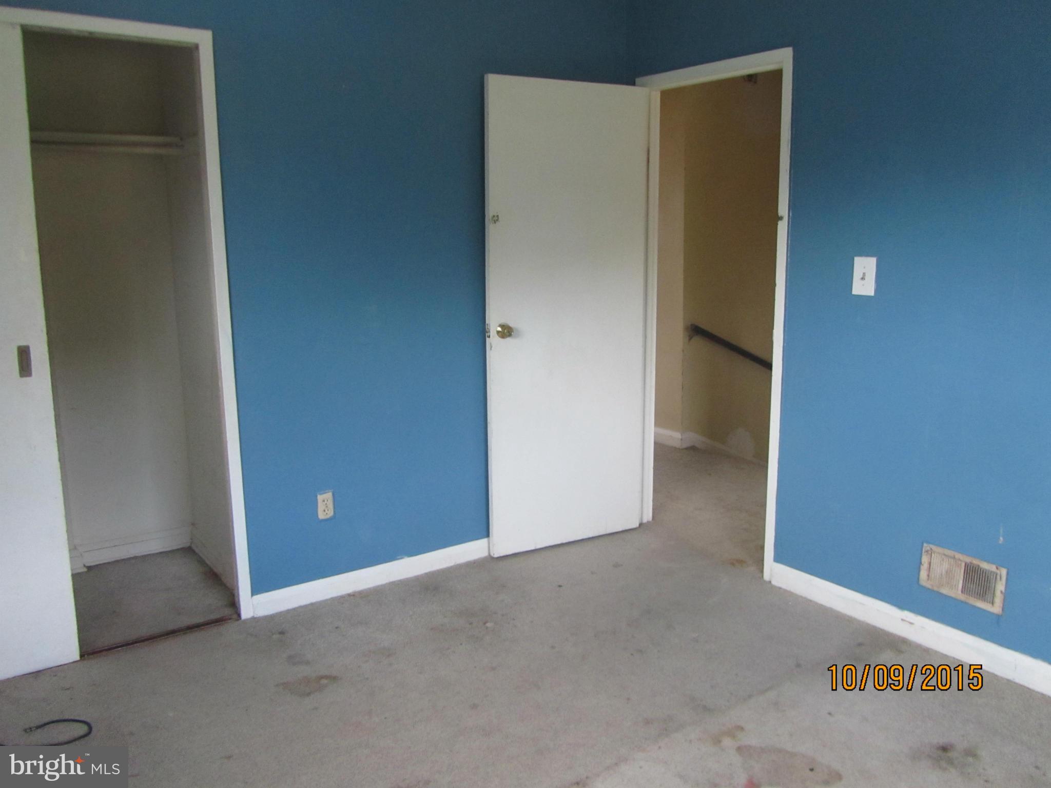 3227 Vulcan Road Baltimore, MD 21222 - Photo 14 of 17 an empty room with closet