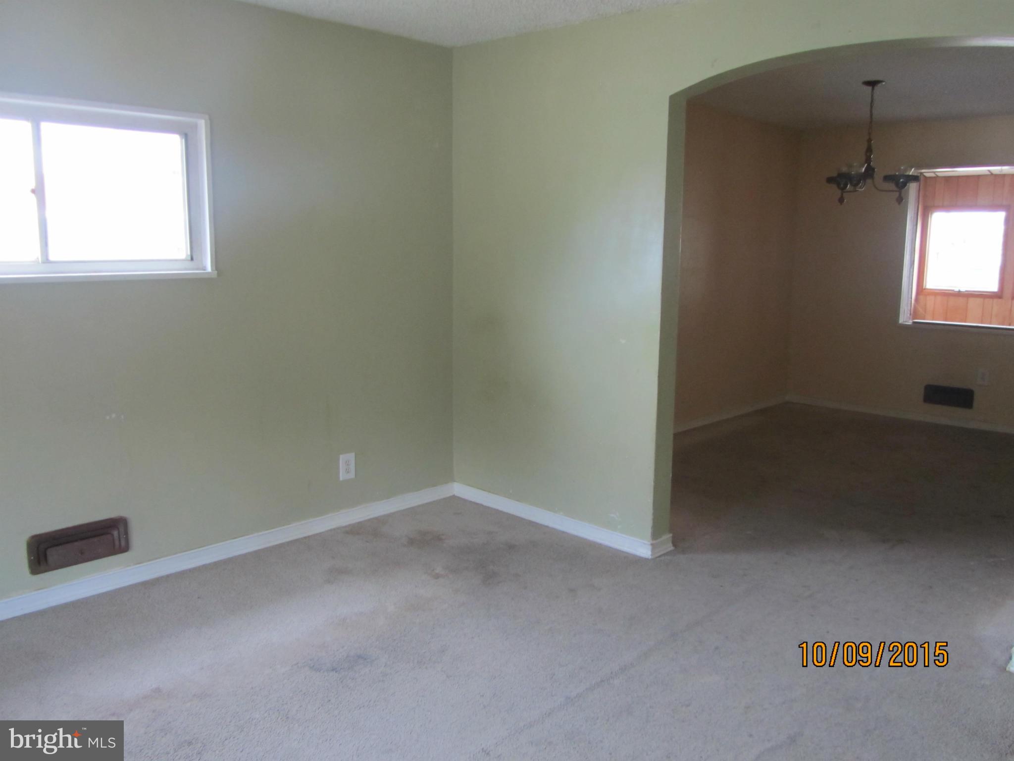 3227 Vulcan Road Baltimore, MD 21222 - Photo 6 of 17 an empty room with a window