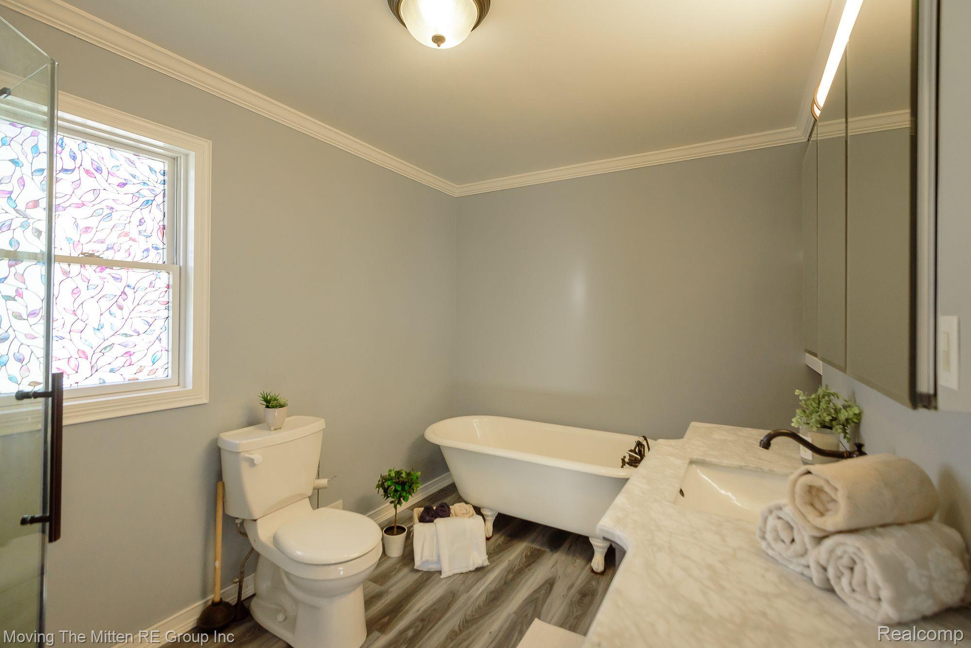 48631 Willis Road Belleville, MI 48111 - Photo 31 of 46 Gallery Image 31