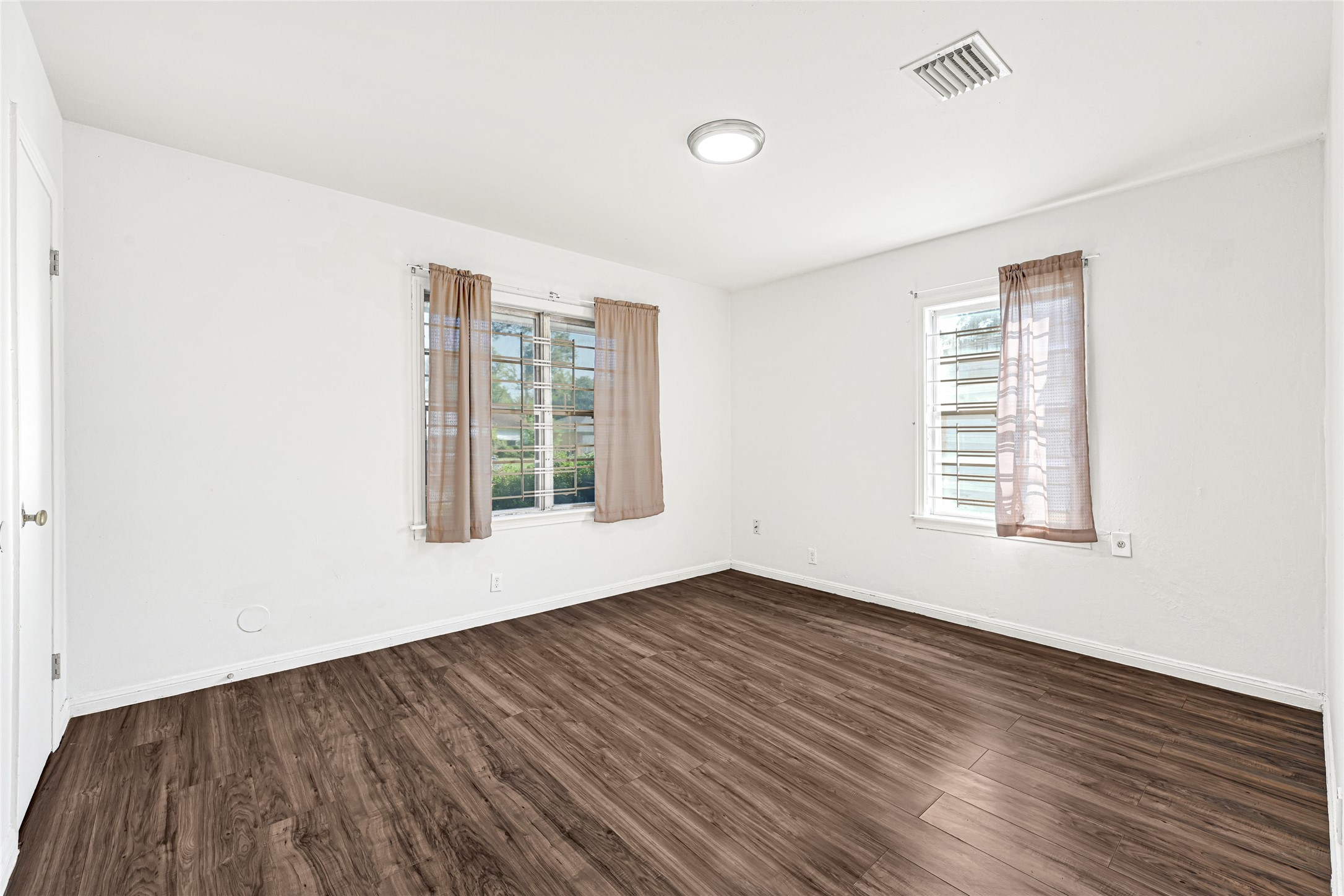 3626 Yosemite Street Houston, TX 77021 - Photo 13 of 20 Gallery Image 13