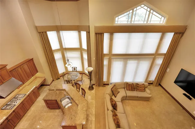 $2,120,000 | 19 Holiday Pond Road, Jericho, NY 11753