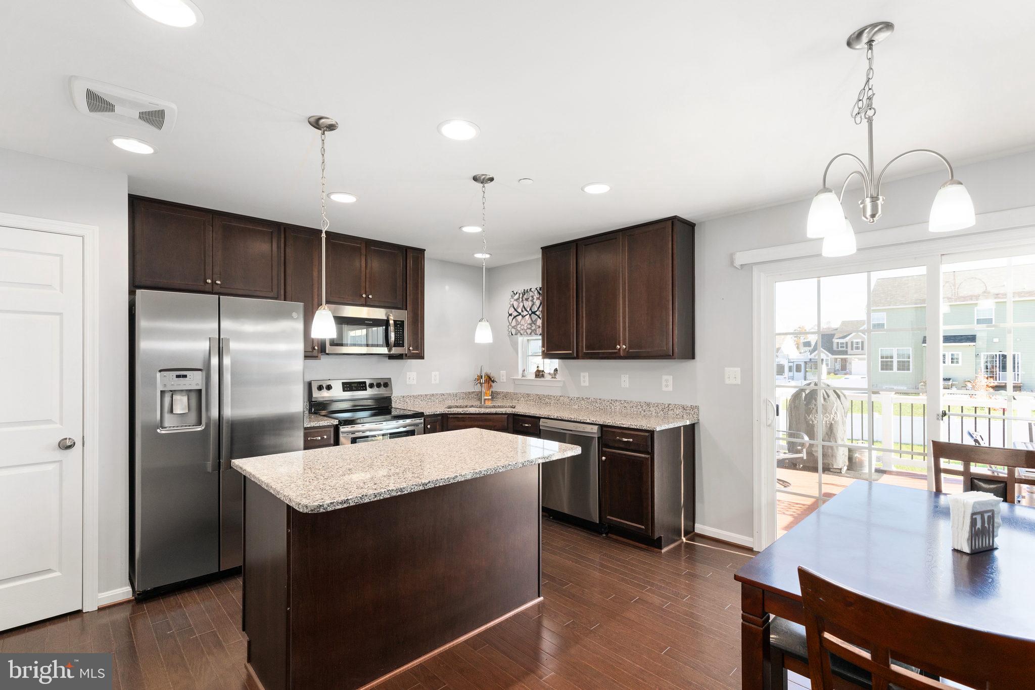 225 Colbert Street Taneytown, MD 21787 - Photo 10 of 51 Gallery Image 10