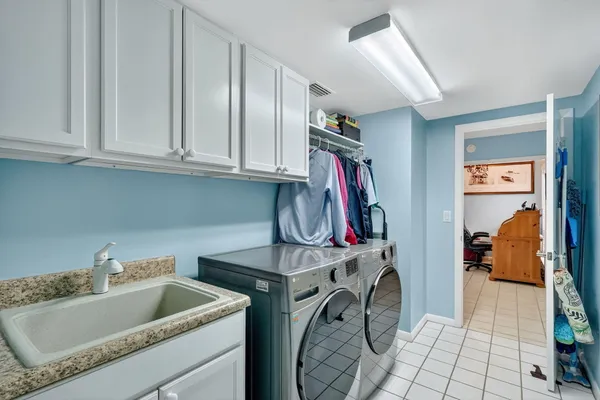 $525,000 | 5650 Southeast Foxcross Place, Stuart, FL 34997