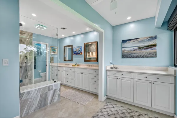 $525,000 | 5650 Southeast Foxcross Place, Stuart, FL 34997