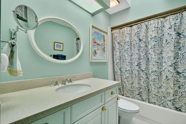 $525,000 | 5650 Southeast Foxcross Place, Stuart, FL 34997