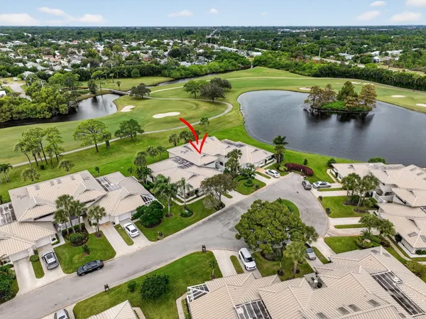 $525,000 | 5650 Southeast Foxcross Place, Stuart, FL 34997